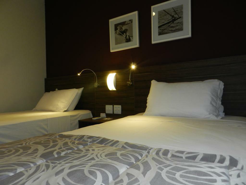 Nobile Inn Dutra Rio De Janeiro Сао Жоао де Мерити Екстериор снимка